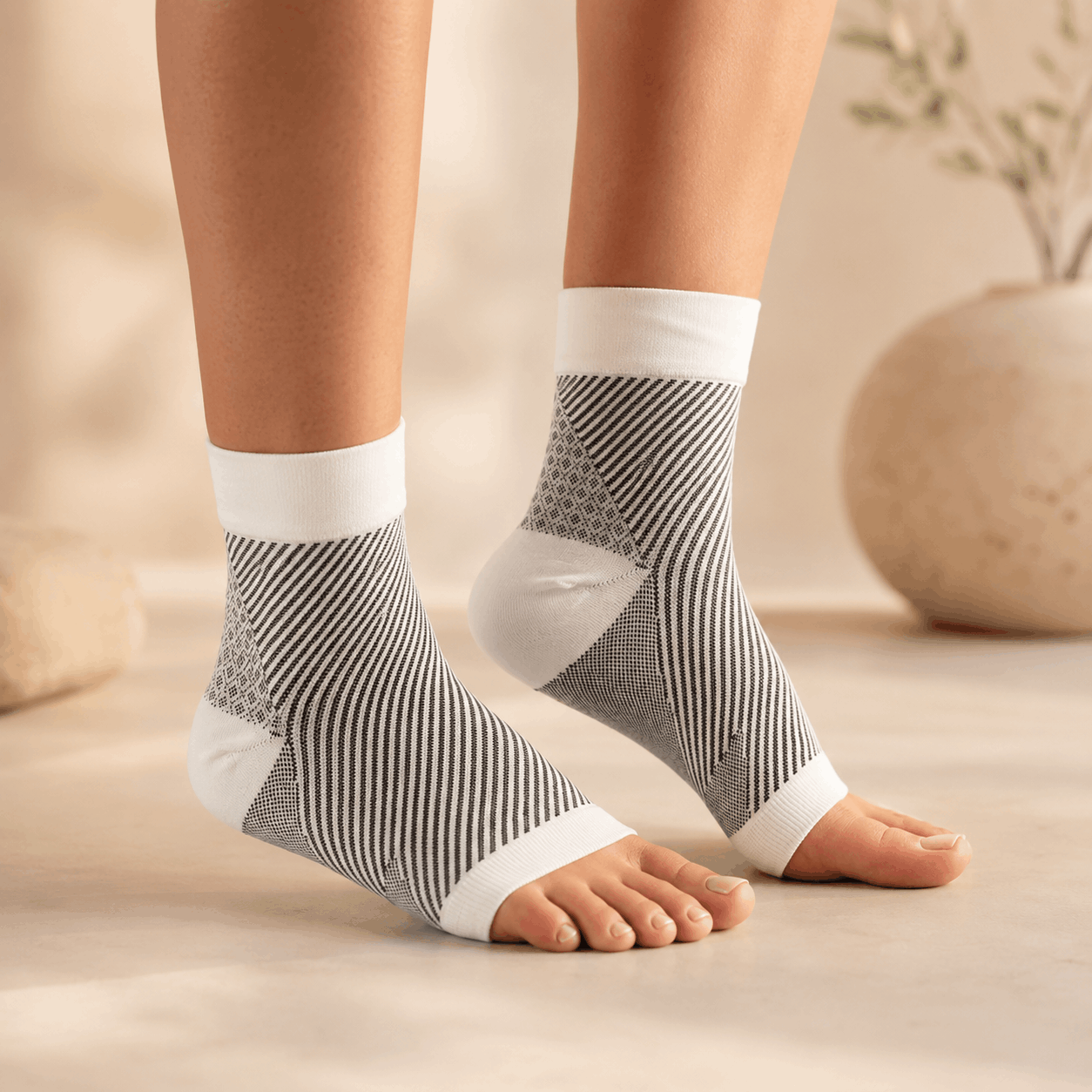 ArchEase Pro™ Plantar Fasciitis Compression Sleeve